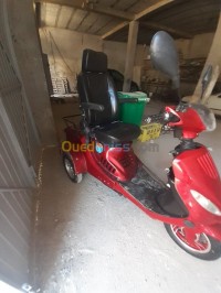 المدية-الجزائر-دراجة-نارية-سكوتر-scooter-dz-cycma-2015
