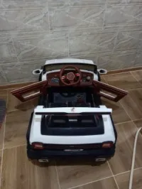 Automobile range rover