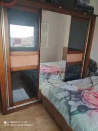 Armoire et commode en bon état