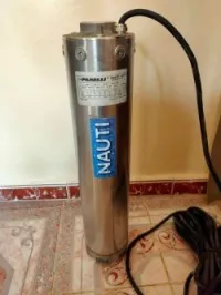 Pompe émergé PANELI NAUTI (Italy)