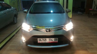 bechar-algerie-berline-toyota-yaris-sedan-2014