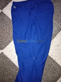 سوق-أهراس-المشروحة-الجزائر-بدلة-رياضية-survete-lacoste