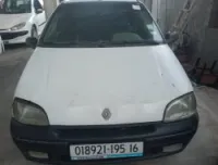Renault Clio japonais  1995 Clio japonais 