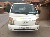 tizi-ouzou-bouzeguene-algerie-camion-hyundai-h100-2011