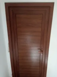Montage portes pvc 