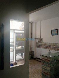 مستغانم-الجزائر-محل-vente-local-mostaganem