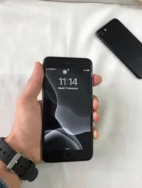 Apple iPhone 7