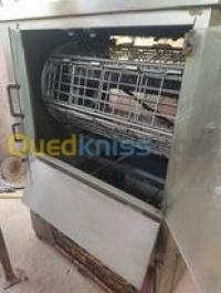 غرداية-بنورة-الجزائر-غذائي-machine-grillade-mechoui-poulet