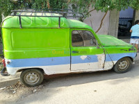 blida-el-affroun-algerie-citadine-renault-4-1980