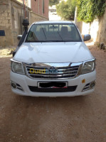 constantine-hamma-bouziane-algerie-pickup-toyota-hilux-2013