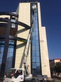 بومرداس-برج-منايل-الجزائر-شاحنة-isuzu-naccel-hatour-26-m-2006