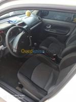 oum-el-bouaghi-ain-kercha-algerie-citadine-renault-clio-campus-bye-2015