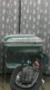 Table allongée avec baignoire chicco 