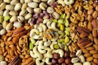 الجزائر-شراقة-ورشات-عمل-تحميص-مكسرات