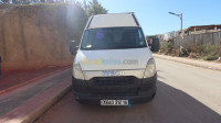 tipaza-kolea-algerie-fourgon-camion-iveco-2012