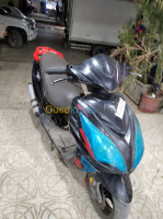 alger-les-eucalyptus-algerie-motos-scooters-omg-rs-2015