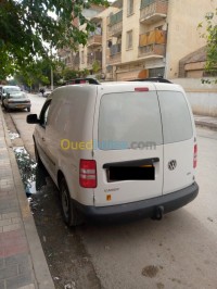 سطيف-بيضاء-برج-الجزائر-سيارة-صالون-عائلية-volkswagen-caddy-2014