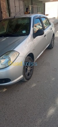 تيسمسيلت-ثنية-الحد-الجزائر-صالون-سيدان-renault-symbol-2010