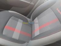 سطيف-العلمة-الجزائر-سيارة-صغيرة-dacia-sandero-stepway-techroad-2019