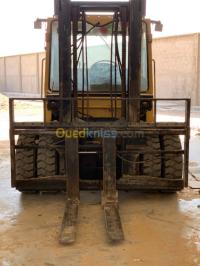 بسكرة-الجزائر-آلة-doosan-d70s-2008