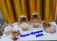 Extrait de parfum et flacons de parfum
