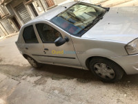 batna-algerie-berline-dacia-logan-2012