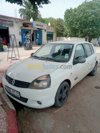 annaba-barrahel-algerie-citadine-renault-clio-campus-bye-2013