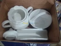 اواني منزلية متنوعة 