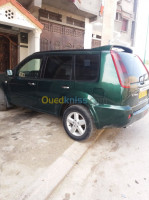 constantine-algerie-tout-terrain-suv-nissan-x-trail-2007