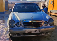 setif-ain-azel-algerie-grande-berline-mercedes-benz-classe-e-2002