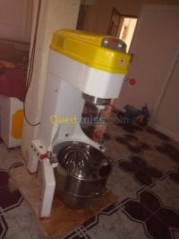 sidi-bel-abbes-ain-el-berd-algerie-outillage-professionnel-pâtisserie