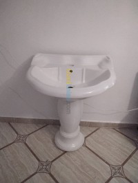الجزائر-باب-الزوار-أثاث-الحمام-lavabo