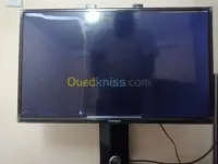 smart tv thomson 32 hd  dalle cassé