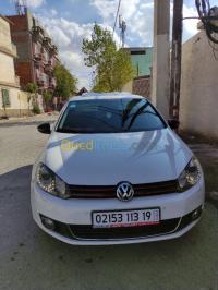 setif-algerie-moyenne-berline-volkswagen-golf-6-match-2013