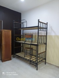 الجزائر-وسط-غرفة-نوم-سرير