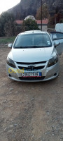 bejaia-toudja-algerie-berline-chevrolet-sail-4-portes-2011