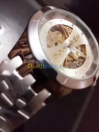 الجزائر-بئر-خادم-آخر-mécanique-swatch-montre