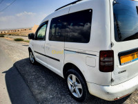 batna-algerie-break-familiale-volkswagen-caddy-2011