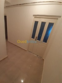 سكيكدة-فلفلة-الجزائر-شقة-kra-shk-3-ghrf-skykd-flfl