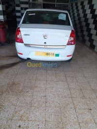 خنشلة-بوحمامة-الجزائر-صالون-سيدان-dacia-logan-2013
