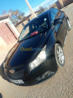 sidi-bel-abbes-bir-el-hammam-algerie-berline-chevrolet-cruze-2010