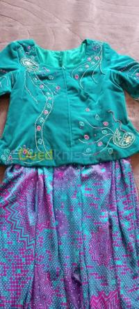 تلمسان-المنصورة-الجزائر-ملابس-تقليدية-karakou