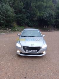 الجزائر-الكاليتوس-صالون-سيدان-peugeot-301-2015