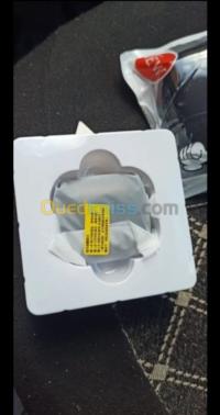 سماعات بلوتوث أصلية lenovo lp40 thumbnail 4