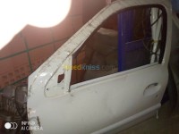 سكيكدة-القل-الجزائر-قطع-هيكل-السيارة-porte-clio-cumpus