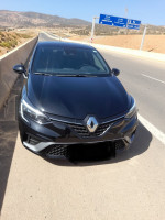 voitures-renault-clio-5-2023-ain-defla-algerie