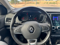 voitures-renault-megane-2023-seden-alger-centre-algerie