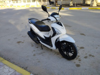 motos-et-scooters-sym-st-2018-laghouat-algerie