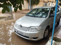 voitures-toyota-corolla-verso-2005-laghouat-algerie