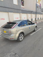 voitures-ford-focus-5-portes-2009-mila-algerie